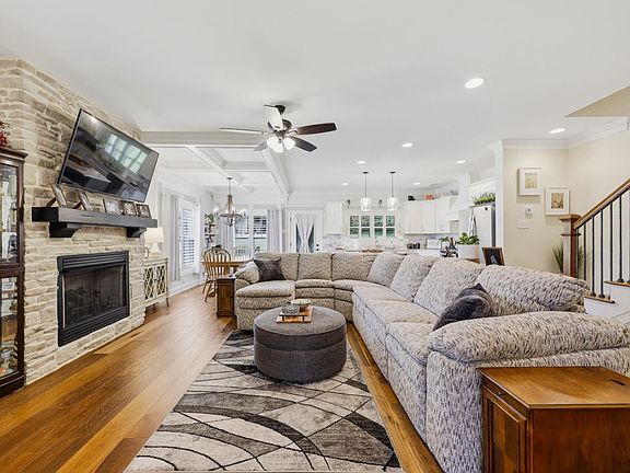 5th image of 1031 Tori Ct