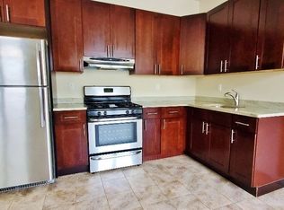 23-12 31st St #3D, Astoria, NY 11105
