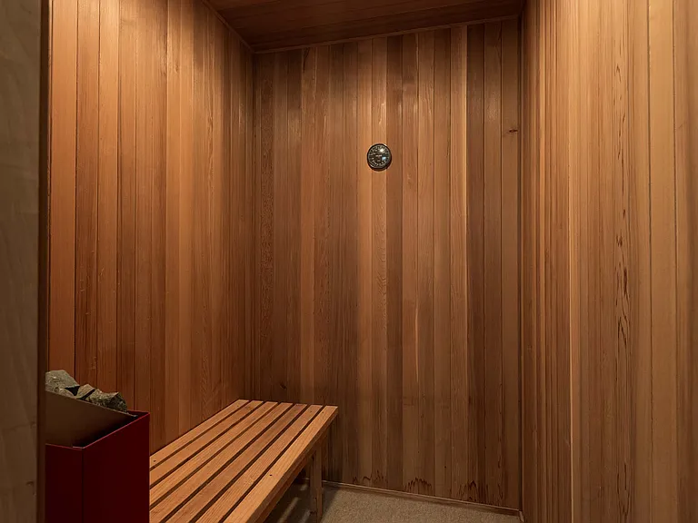 132 Yale Dr — Photo 24