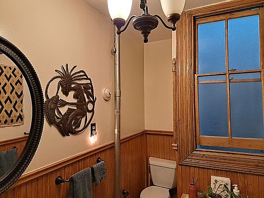 3rd image of 673 Putnam Ave #3