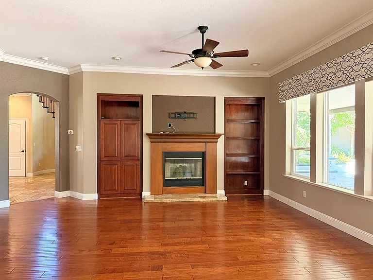 3474 Castle Creek Ct — Photo 8