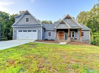 57 Brooksher Cir, Dawsonville, GA 30534