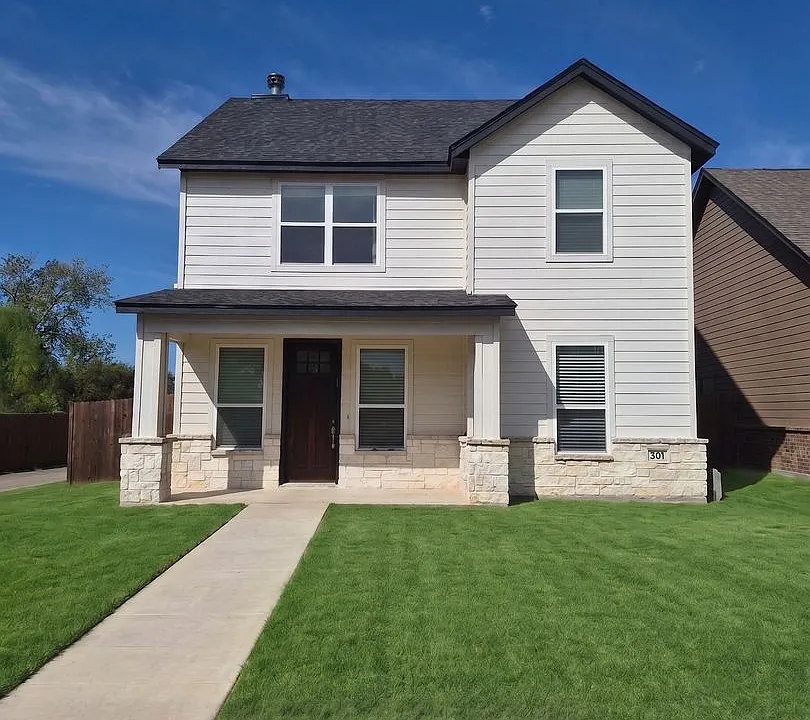 605 The Cottages