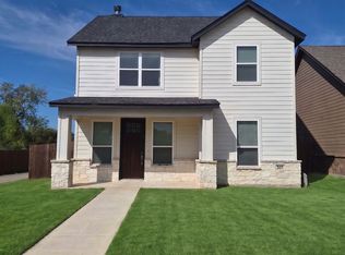 605 The Cottages Dr, Godley, TX 76044