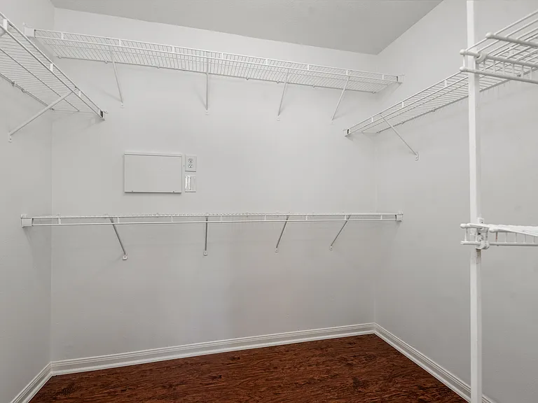 6023 Barany Ct — Photo 23