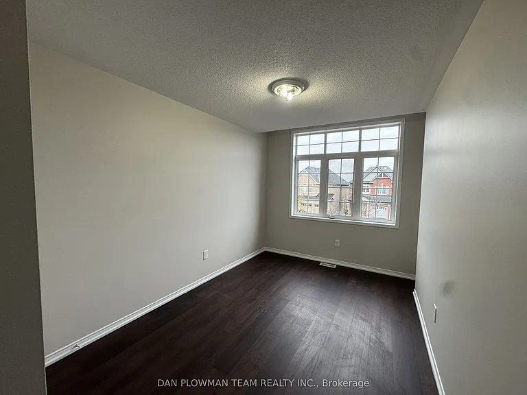 150 Dance Act Ave — Photo 12