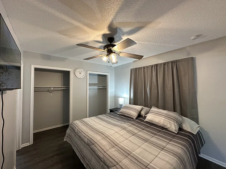 3801 Elizabeth St #3-10 — Photo 16