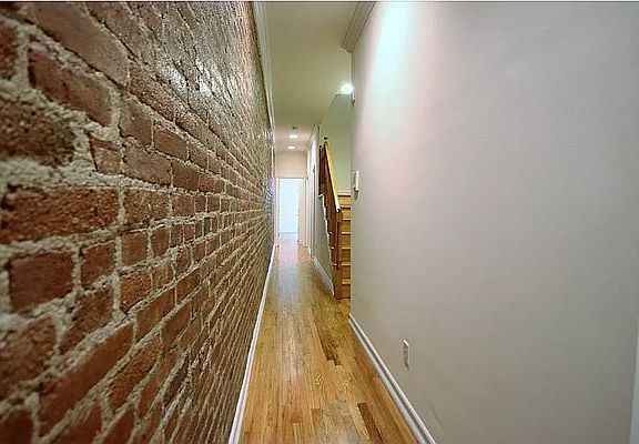 5th image of 214 W 104th St APT 4B
