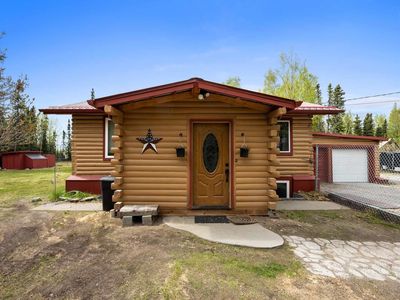 1395 Warner Rd, North Pole, AK, 99705