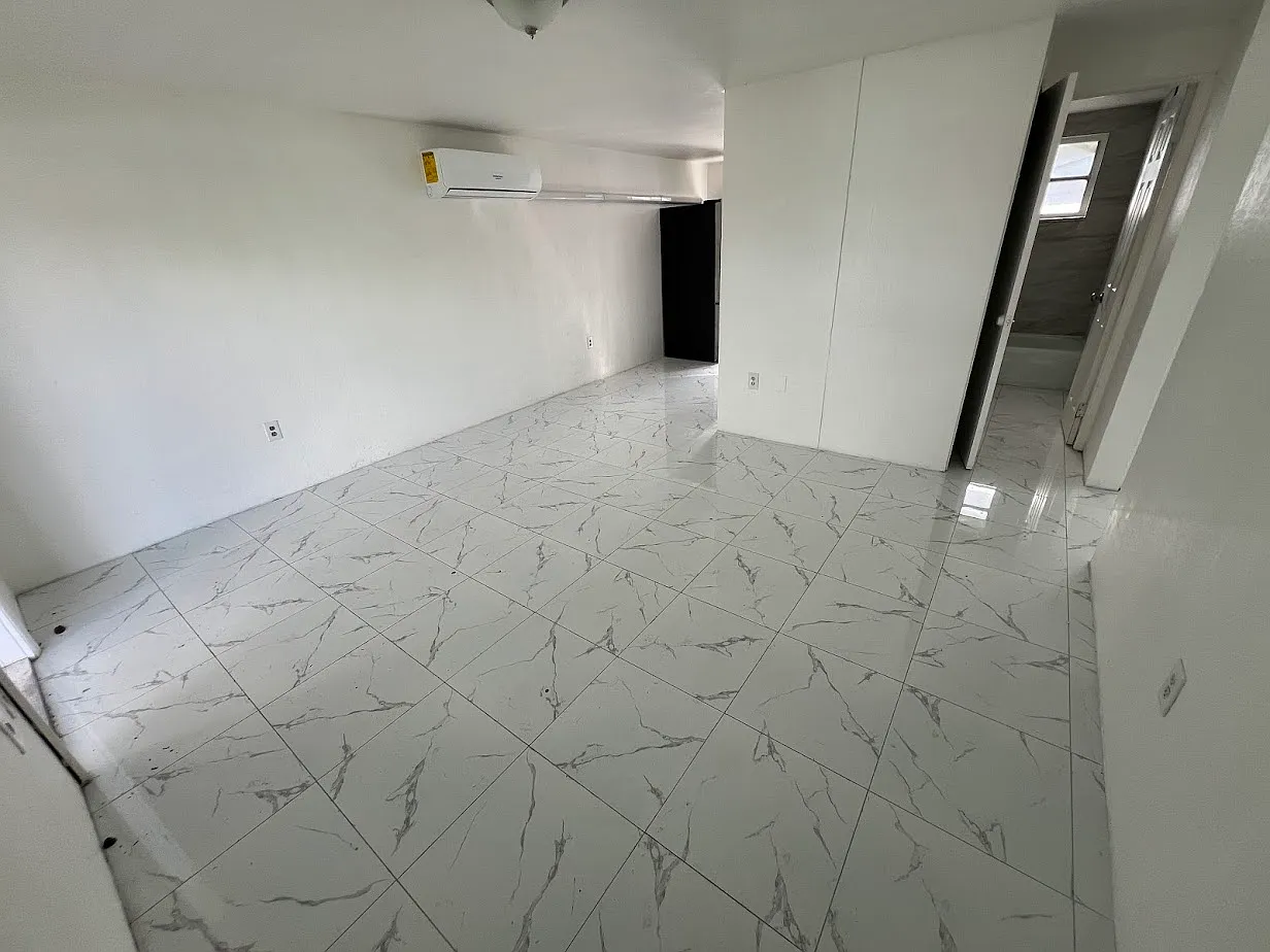2 bed, 700 sqft, $1,349 — Photo 4