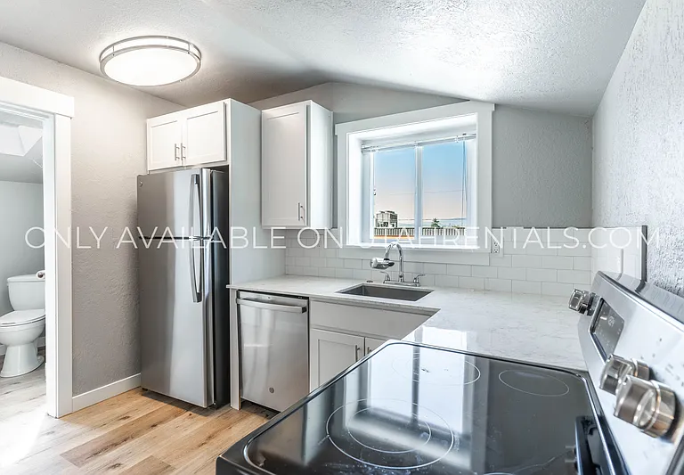 87 N Center St #2 — Photo 3