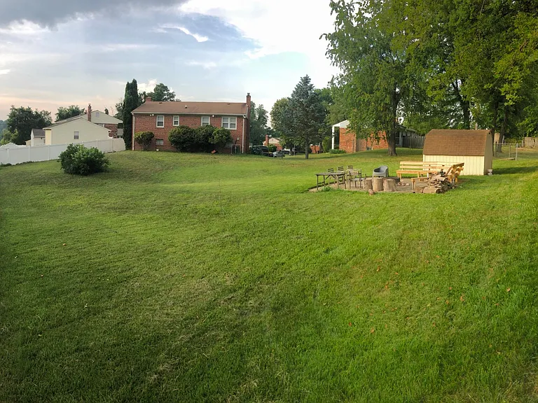2401 Grange Hall Ct — Photo 19