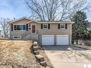 2917 S 117th St, Omaha, NE 68144