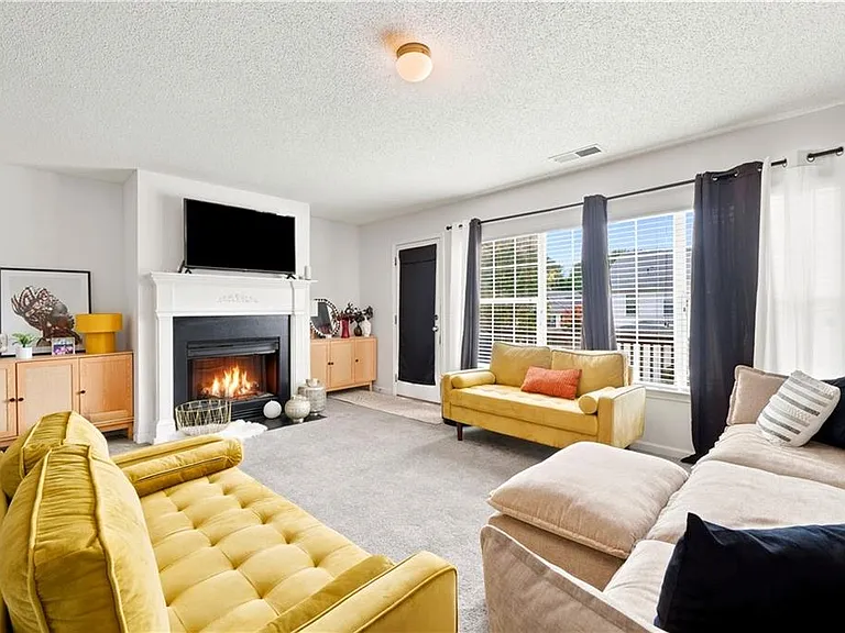 3353 Parc Dr SW — Photo 8