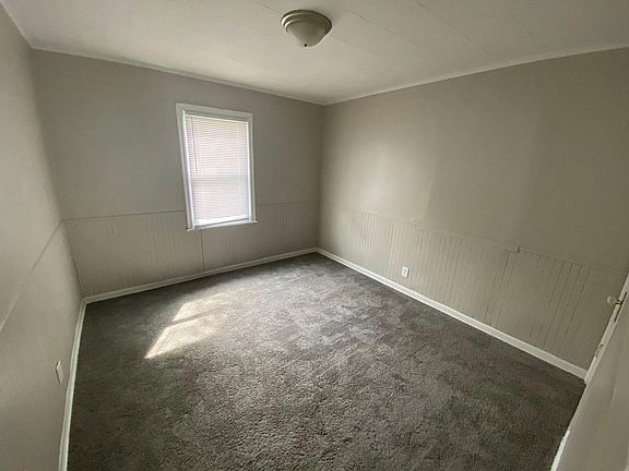 2nd image of 2231 Parkwood Ave