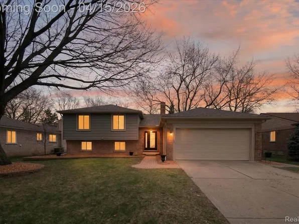 45459 Brunswick Dr, Canton, MI 48187