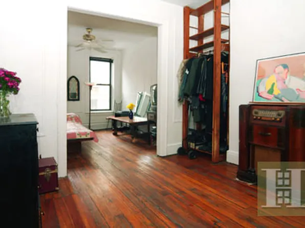 179 Stanton Street image 1 of 4