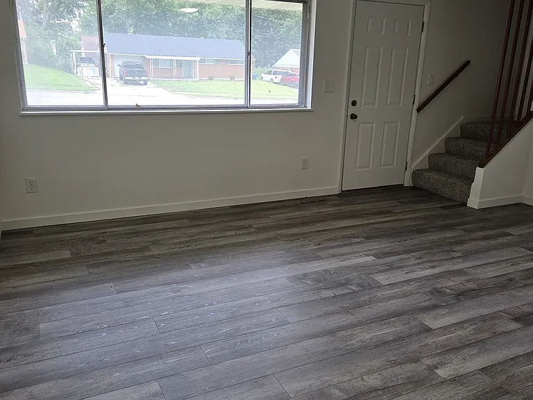 5847 Brandt Pike — Photo 2