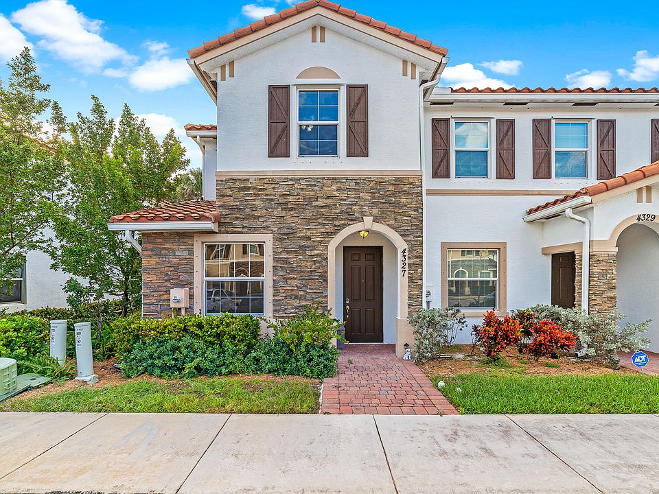 1st image of 4327 Maybelle Ln