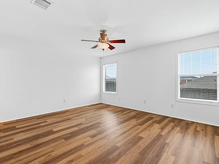 2064 Bliss Rd — Photo 4