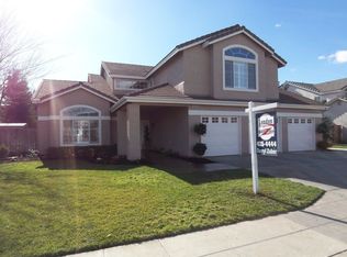 1624 Decatur Ave, Clovis, CA 93611