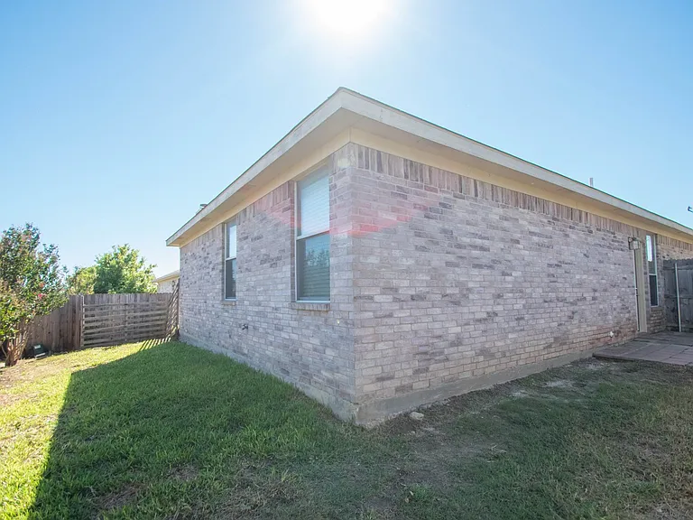 6316 Downeast Dr — Photo 23