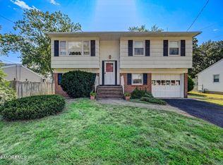 554 Pennsylvania Ave, Brick, NJ 08724