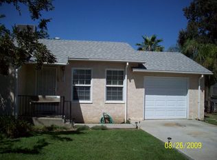 812 Lincoln St, Hanford, CA
