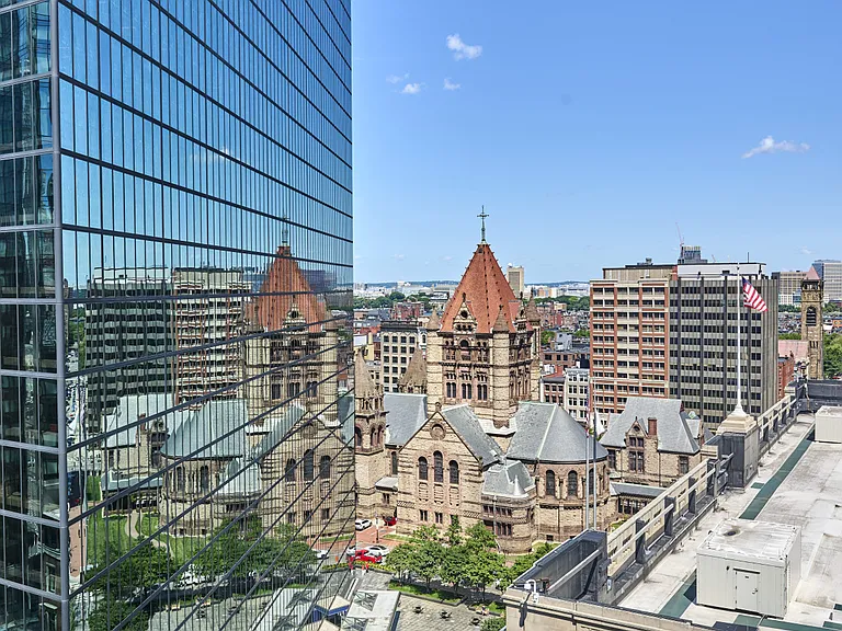 400 Stuart St #16K — Photo 12