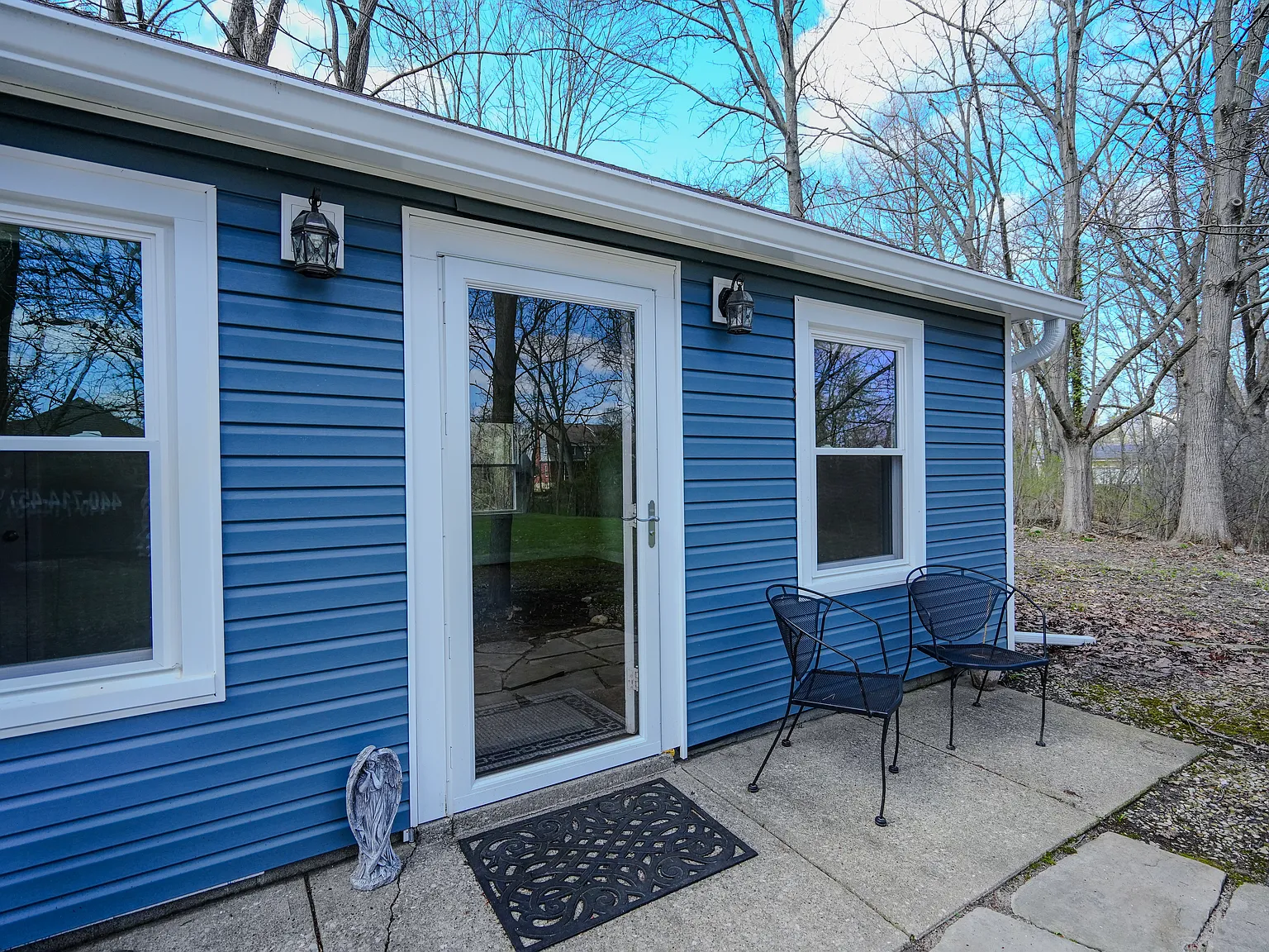 1 bed, 900 sqft, $1,400 — Photo 2