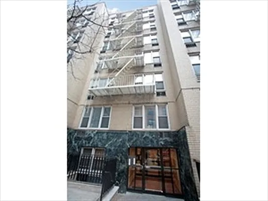 Sold by Citi Habitats | media 5