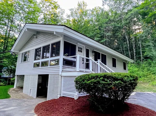 69 Scenic Dr, Gilford, NH 03249
