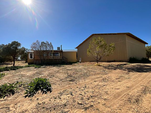 3rd image of 192 Cedar Ln