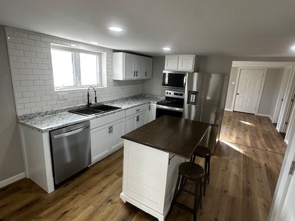 92 Riley Ave