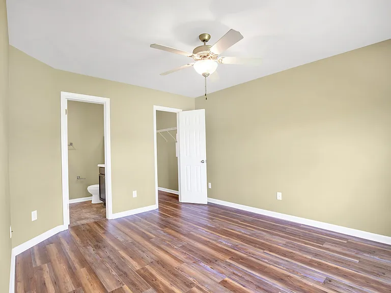 160 Collinwood Dr — Photo 14