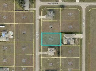 1401 NE 9th Place Cpe, Coral, FL 33909