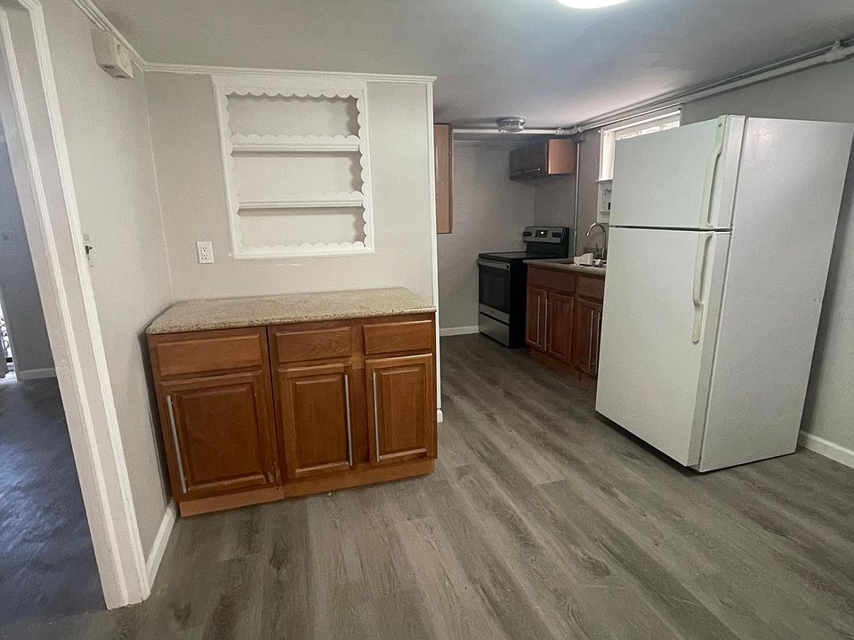 1st image of 171 Hillsboro Ave