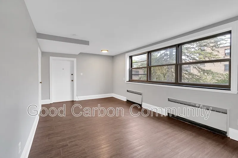 1022 Delaware Ave #A05