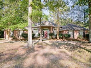 61250 Timberbend Dr, Lacombe, LA 70445