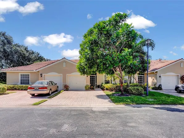 2041 Stonington Ter, West Palm Beach, FL 33411