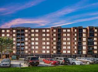 500 Park Ave APT 122, Calumet City, IL