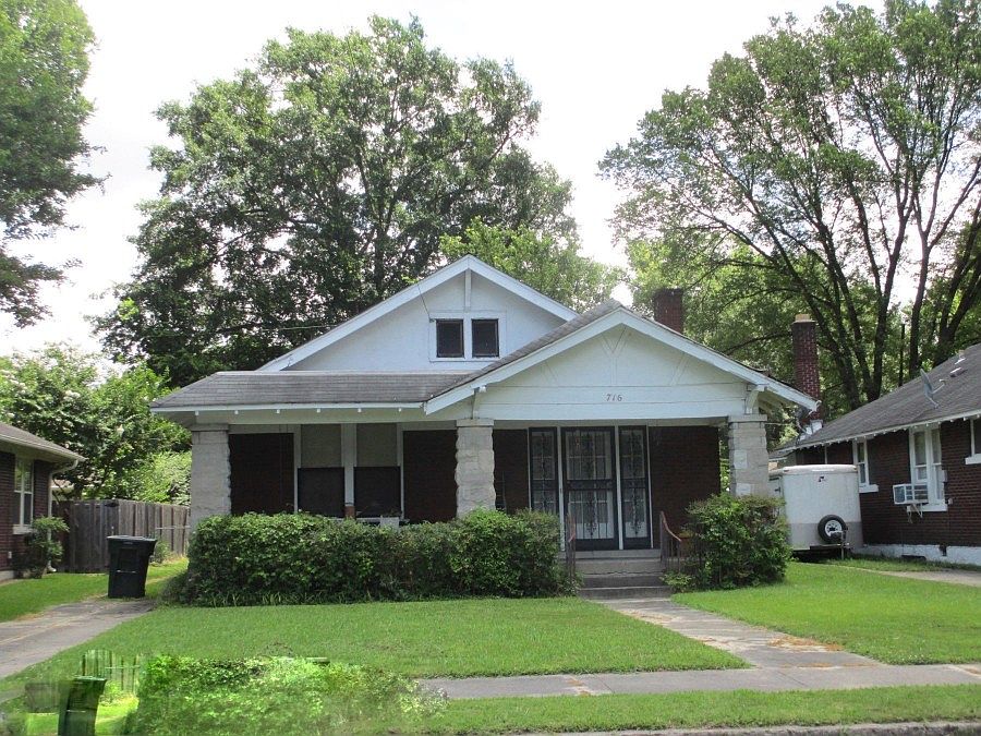 1st image of 716 N Evergreen St