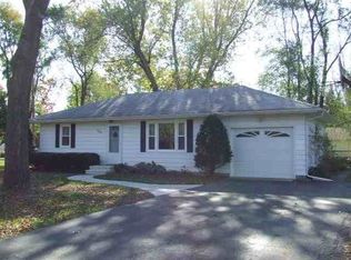 750 Blackman Rd, Jackson, MI 49201