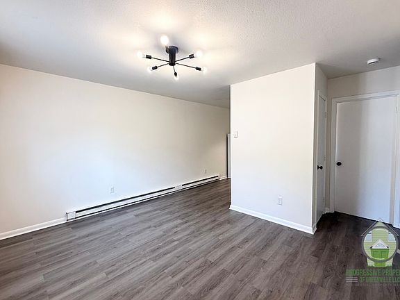 3rd image of 3806 E North St #8