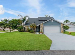 108 Grebe Ct, Daytona Beach, FL 32119