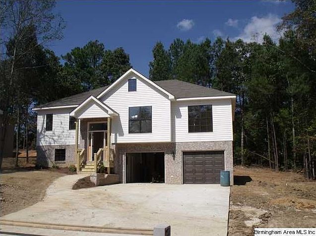 1st image of 20376 Castle Ridge Rd