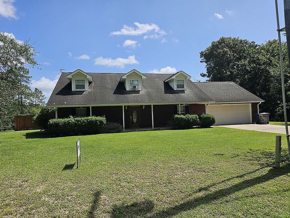 1st image of 107 Lakewood Dr
