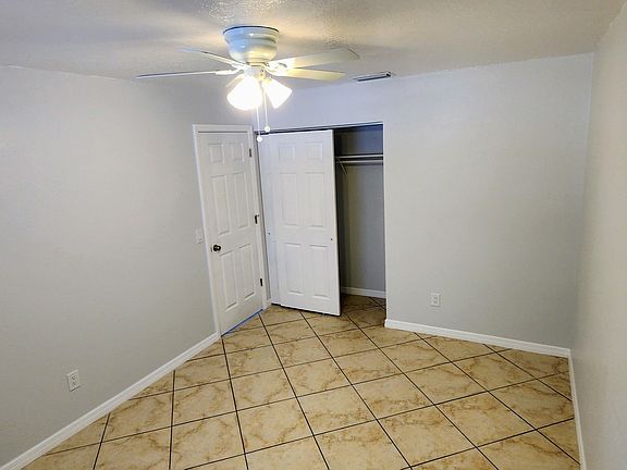 3rd image of 1324 Idlewild Ct #1324