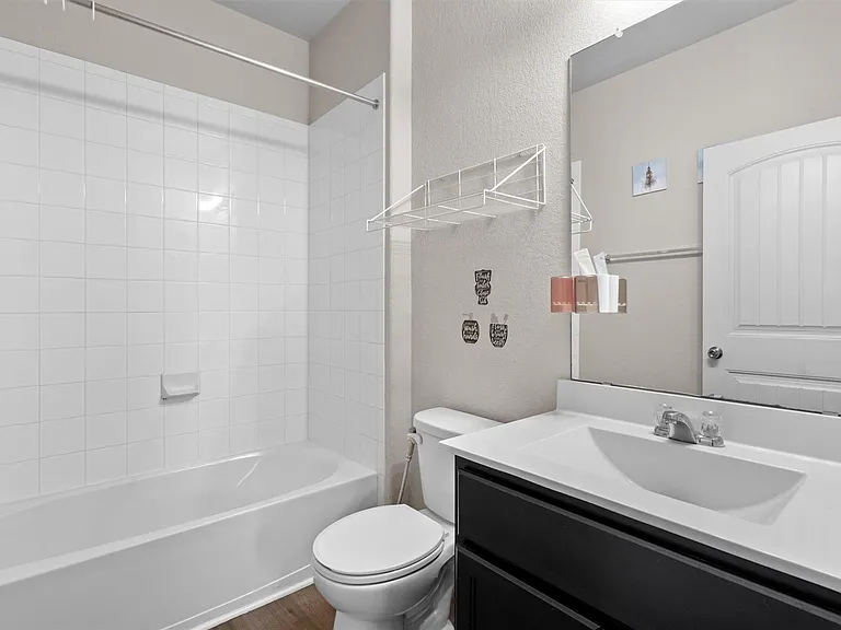 13809 Harrisglenn Dr — Photo 19