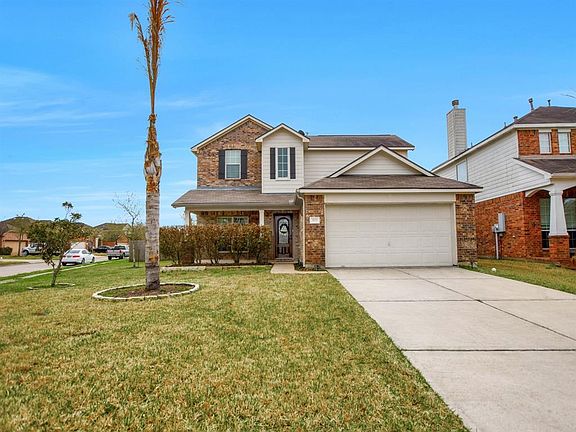 2nd image of 2929 Silver Landing Ln